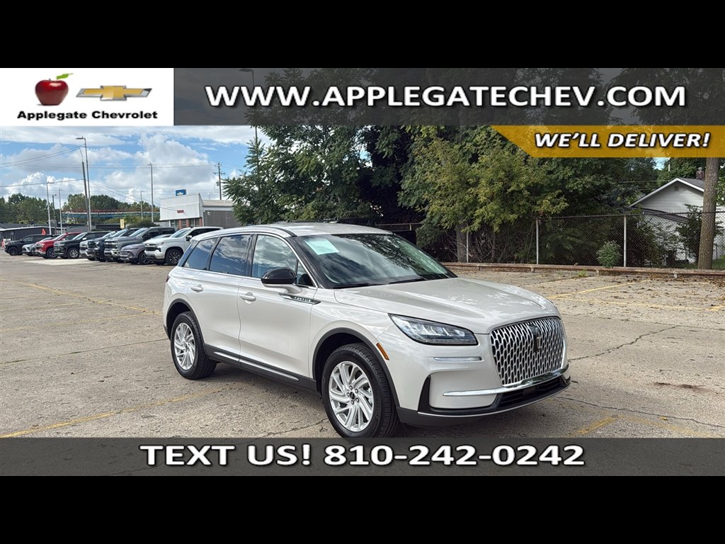 2023 Lincoln Corsair Base