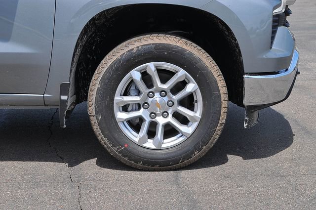 New 2026 Sterling Gray Metallic Chevrolet LT (2FL) image 5