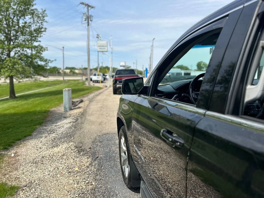Used 2019 Black GMC SLT image 39