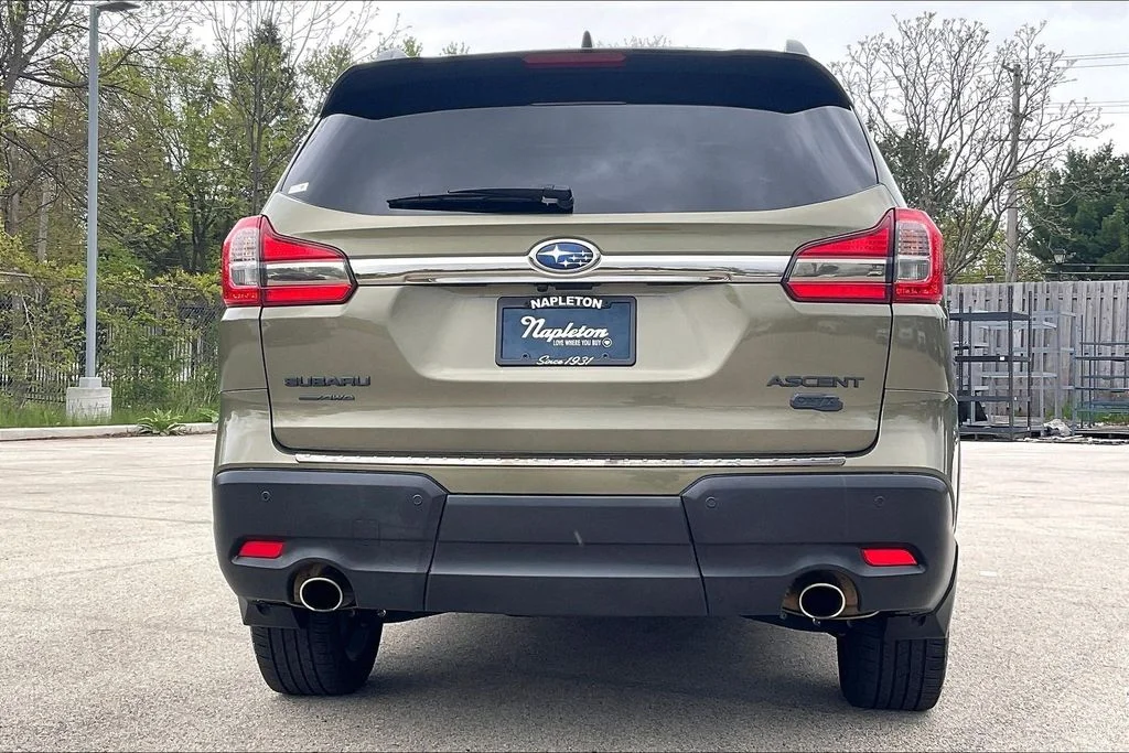 Used 2022 Brown Subaru Onyx Edition image 3