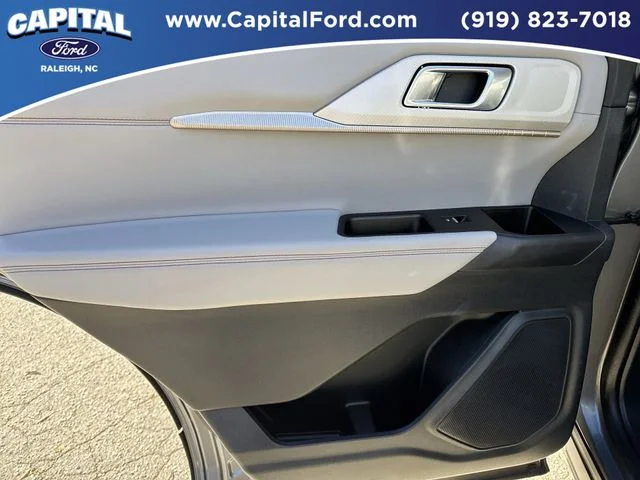 Used 2025 Gray Ford Active image 17