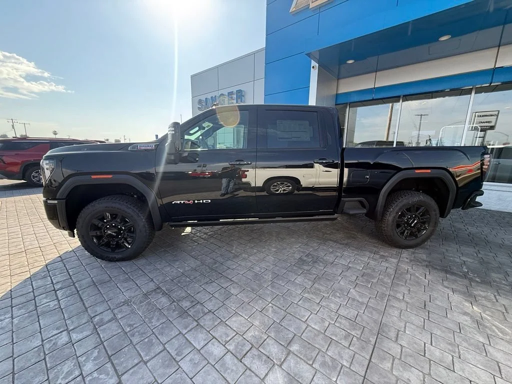 New 2026 Onyx Black GMC AT4 image 7