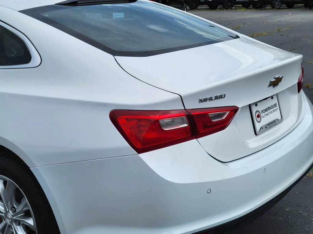 Used 2024 Summit White Chevrolet 1LT image 11