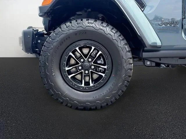New 2026 Anvil Clear-Coat Exterior Paint Jeep Rubicon 392 image 32