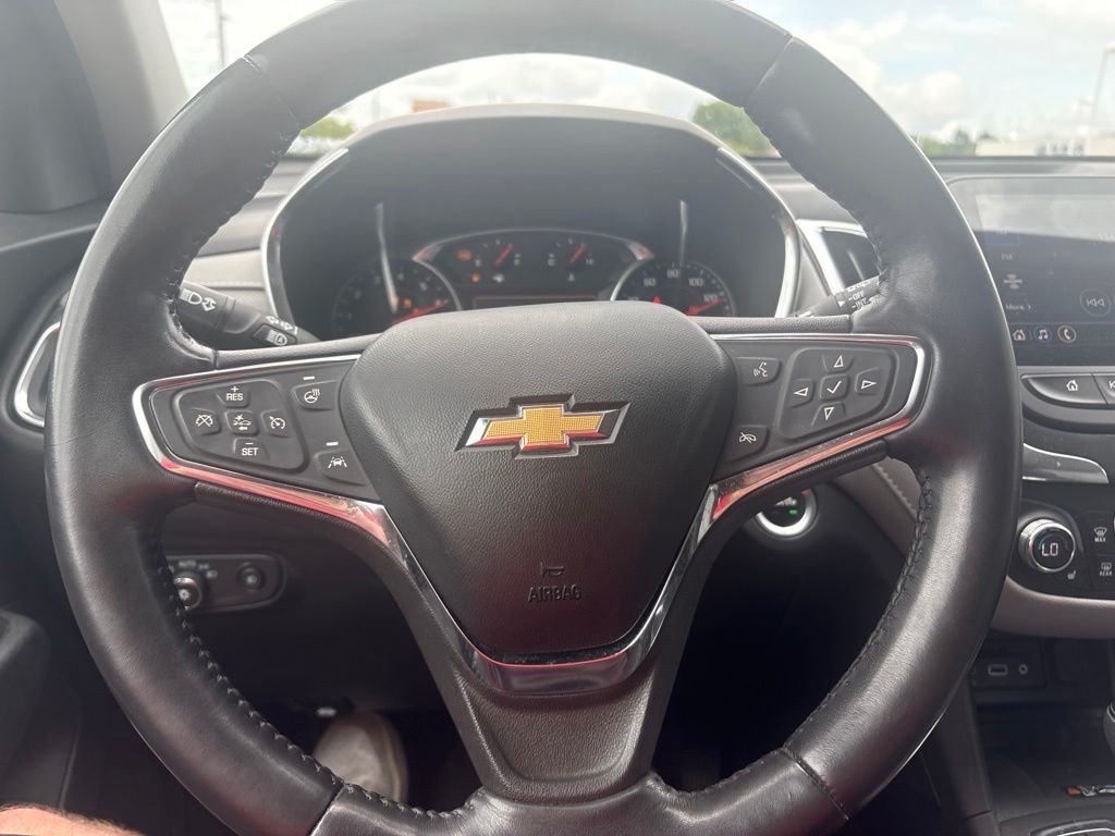 Used 2020 Midnight Blue Metallic Chevrolet Premier image 15