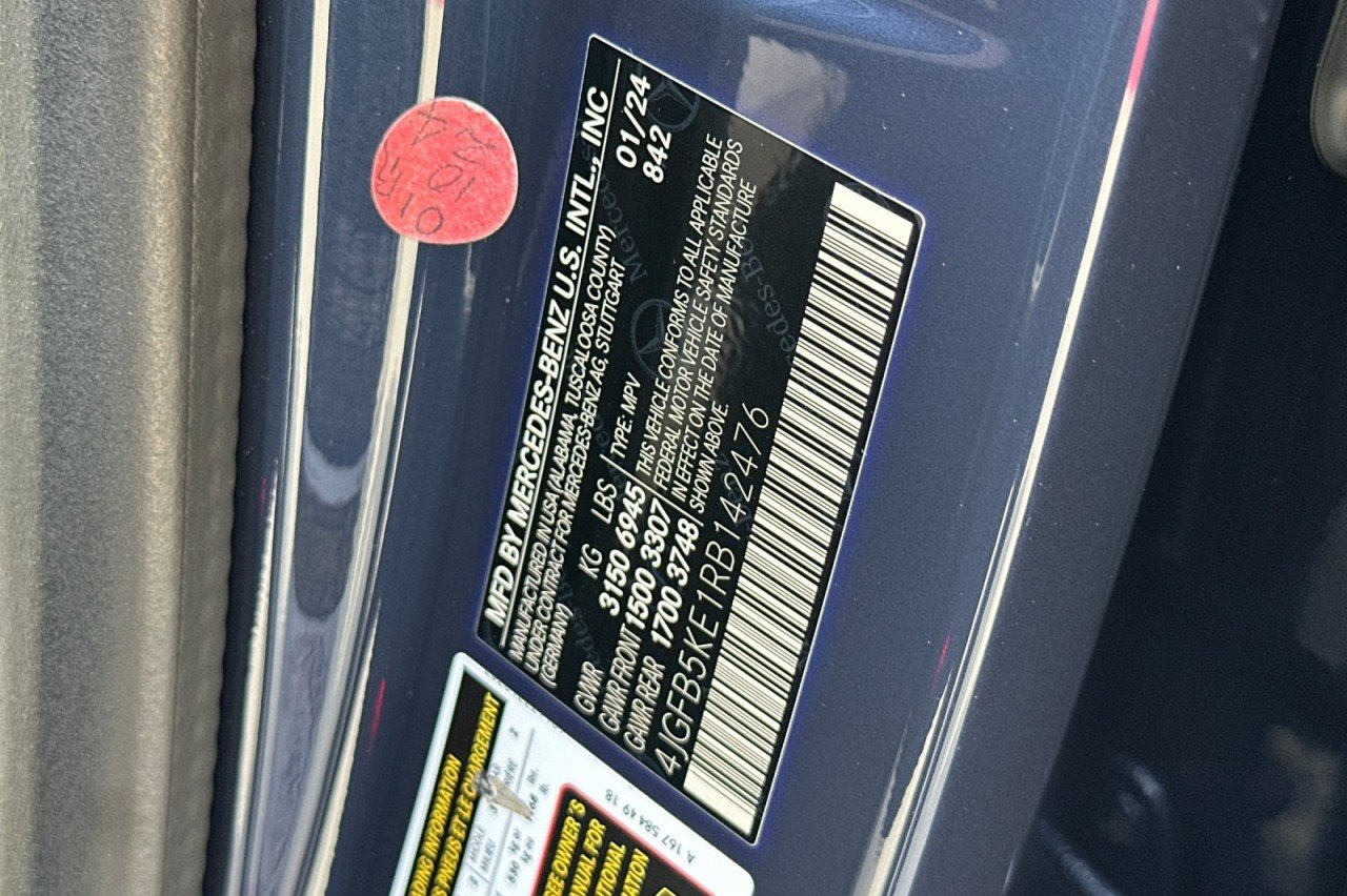 Certified Used 2024 Twilight Blue Metallic Mercedes-Benz GLE 450 image 30