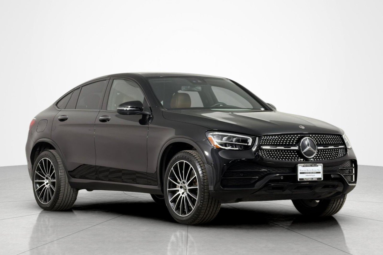 Certified Used 2023 Obsidian Black Metallic Mercedes-Benz GLC 300 image 7
