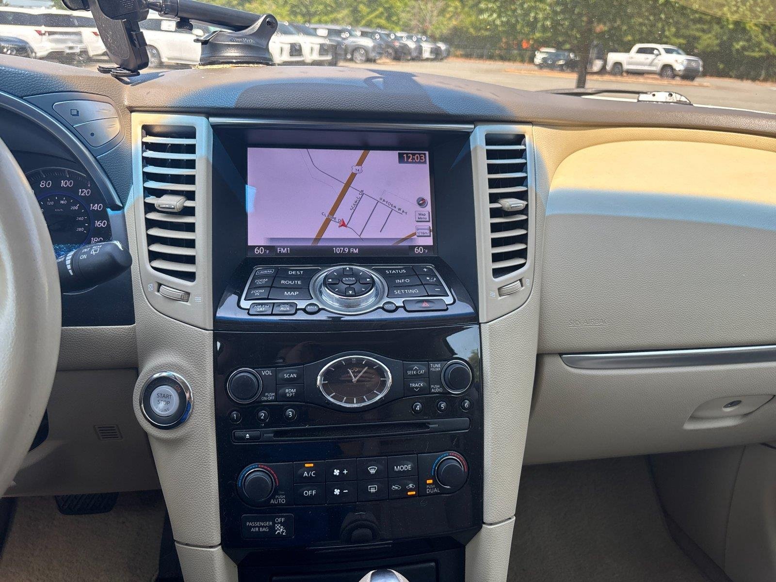 Used 2013 Moonlight White INFINITI Base image 29