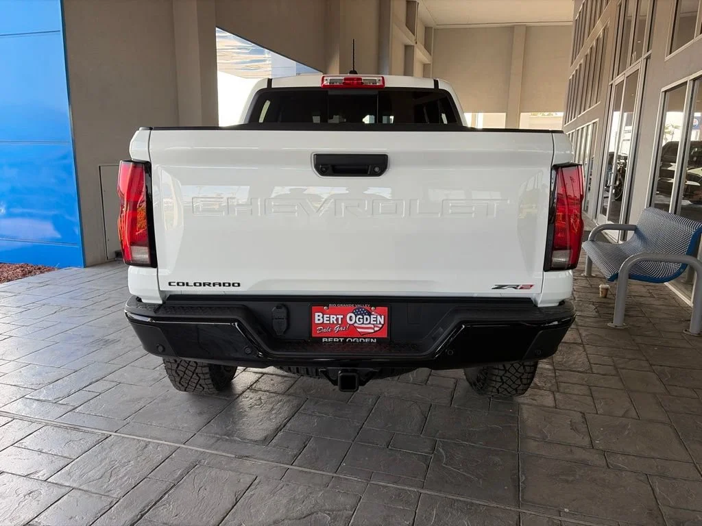 2026 Chevrolet Colorado ZR2 - Photo 6