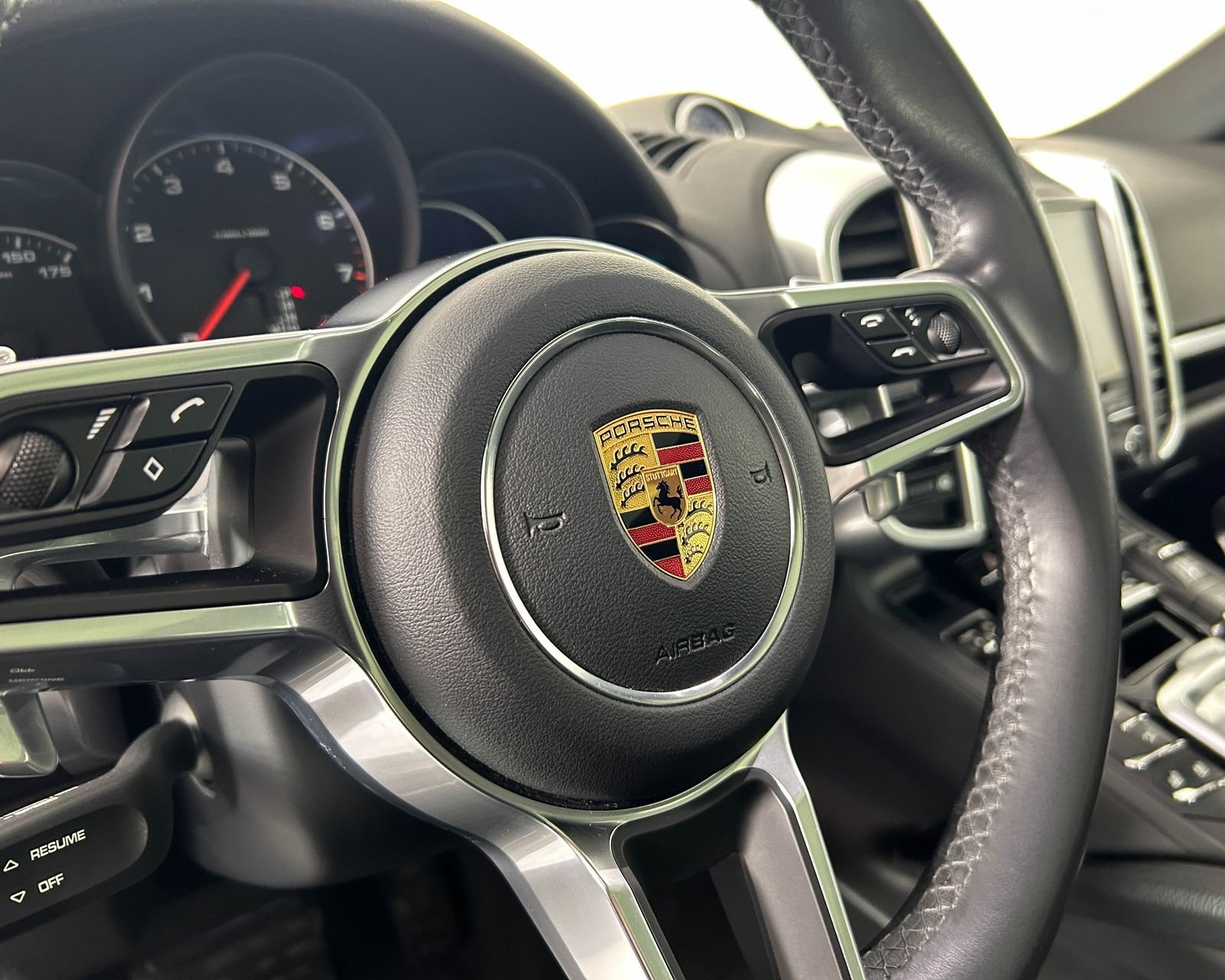Used 2018 Gray Porsche Base image 18