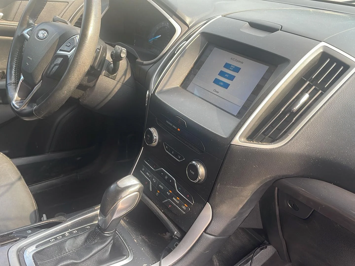 Used 2017 White Ford SEL image 18