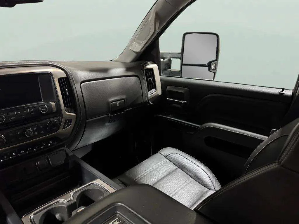 Used 2016 SUMMIT WHITE GMC Denali image 11