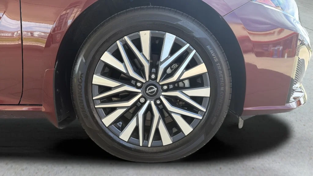 Certified Used 2023 Garnet Pearl Nissan 2.5 SV image 23