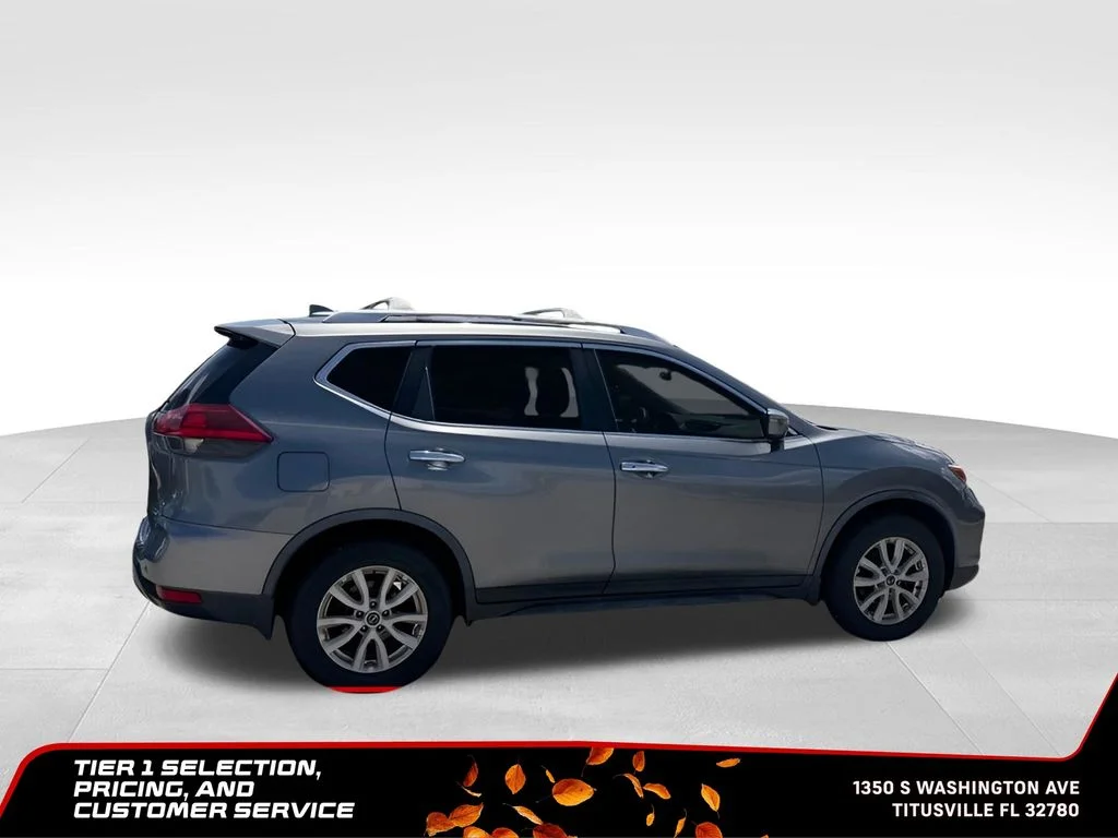 Used 2019 Gray Nissan SV image 16