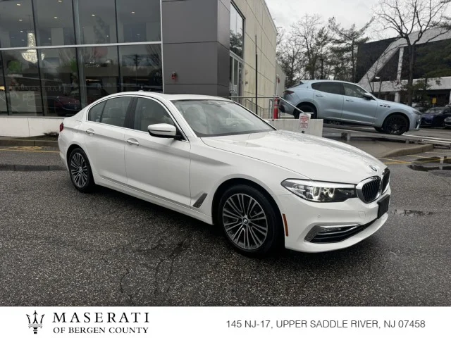 2018 BMW 5 Series 530i xDrive Sedan's photo