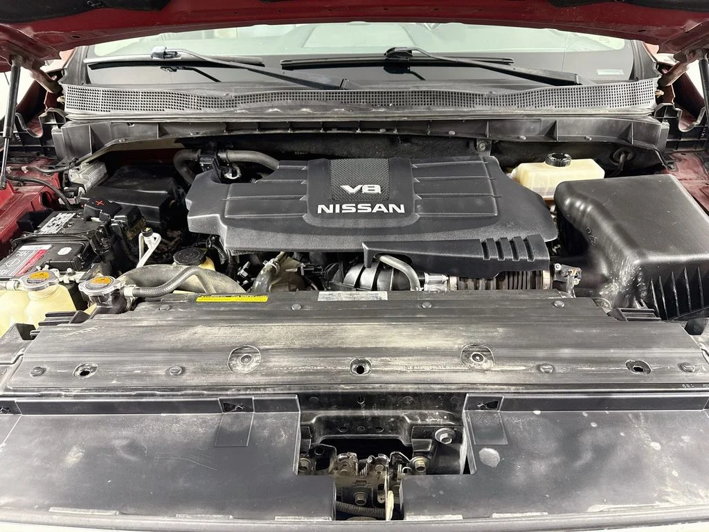 Used 2017 Copper Nissan Platinum Reserve image 31