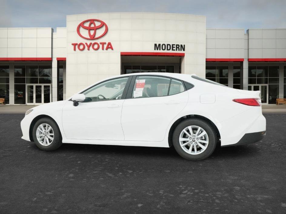 New 2026 Ice Cap Toyota LE image 15