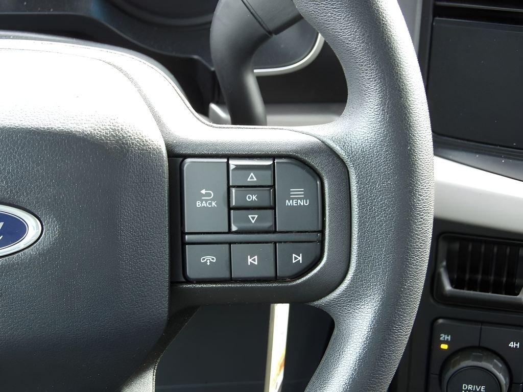 Used 2023 Oxford White Ford XLT image 20