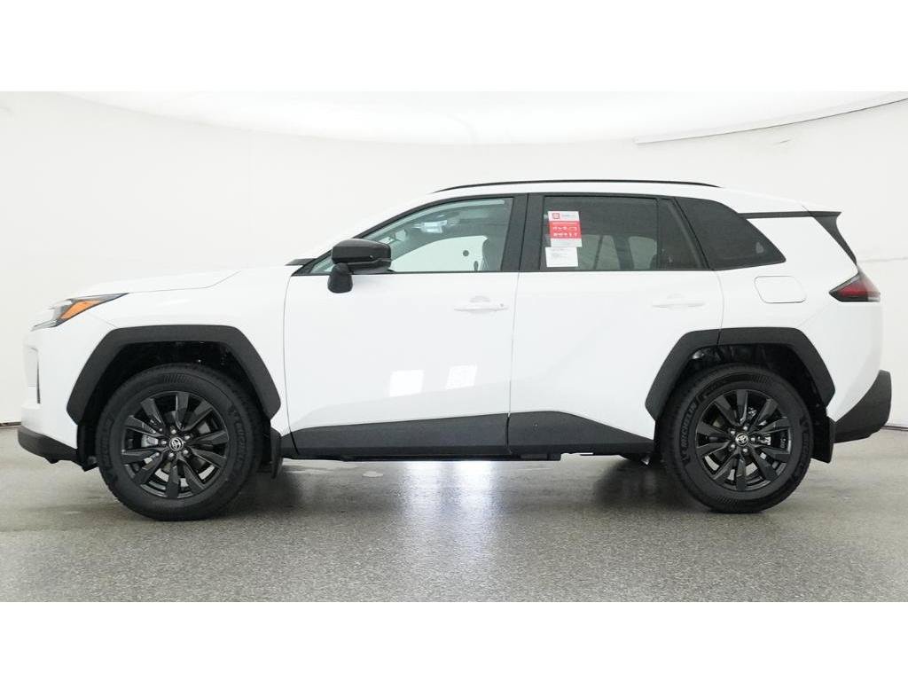 New 2026 Ice Toyota XLE Premium image 19