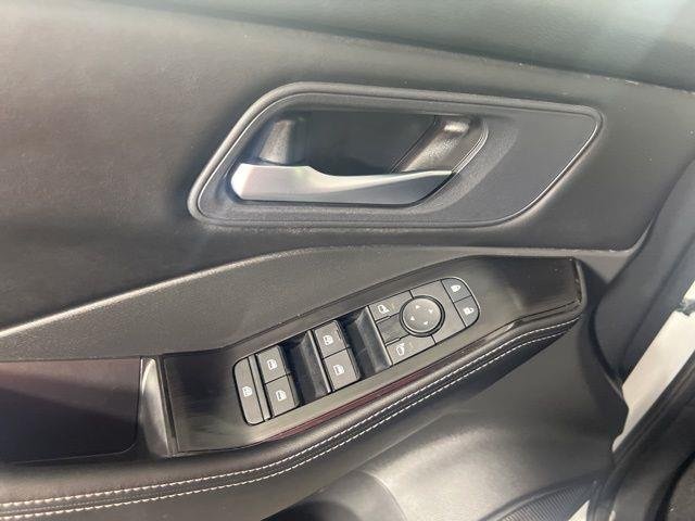 Certified Used 2025 White Pearl Nissan SV image 13