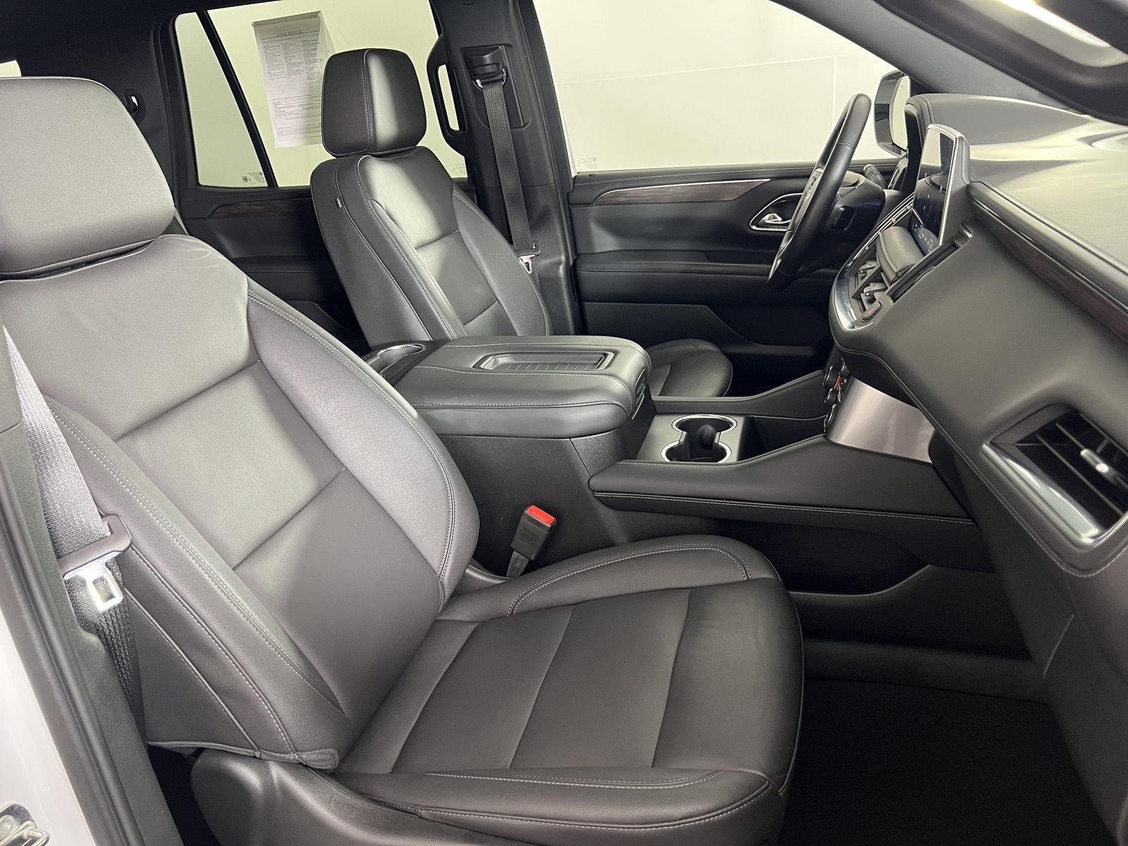 Used 2024 Summit White Chevrolet Z71 image 27