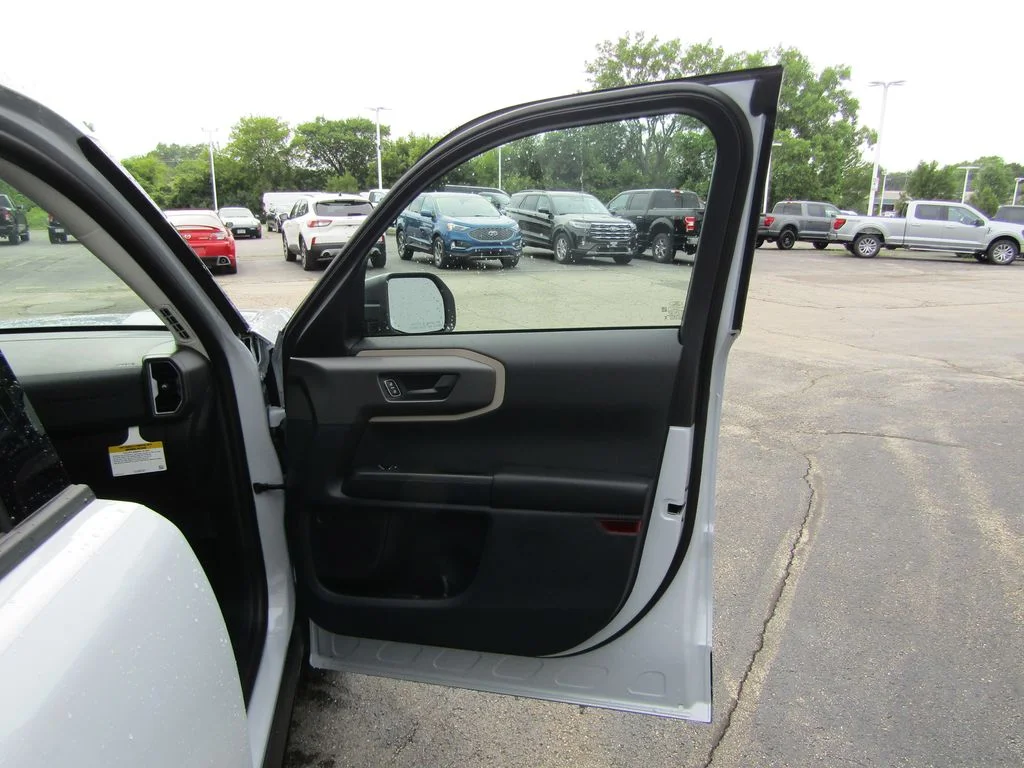 New 2026 Space White Metallic Ford Big Bend® image 38