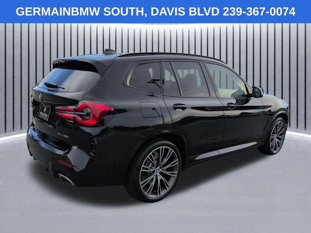 Certified Used 2022 Black Sapphire Metallic BMW xDrive30i image 5
