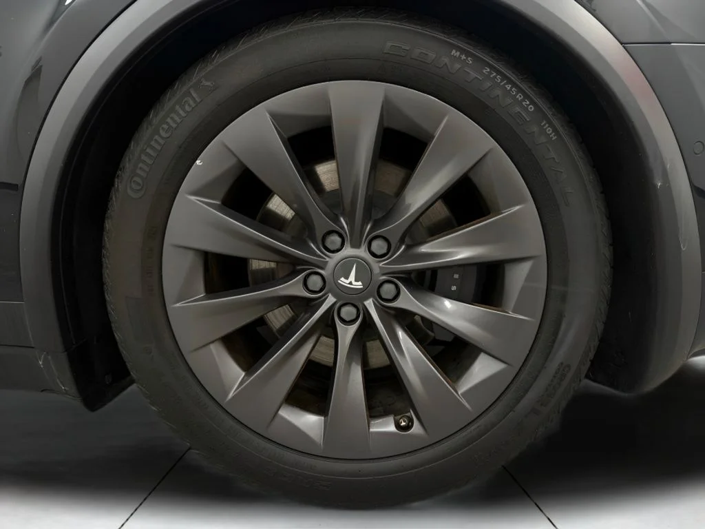 Used 2018 Black Tesla 100D image 26