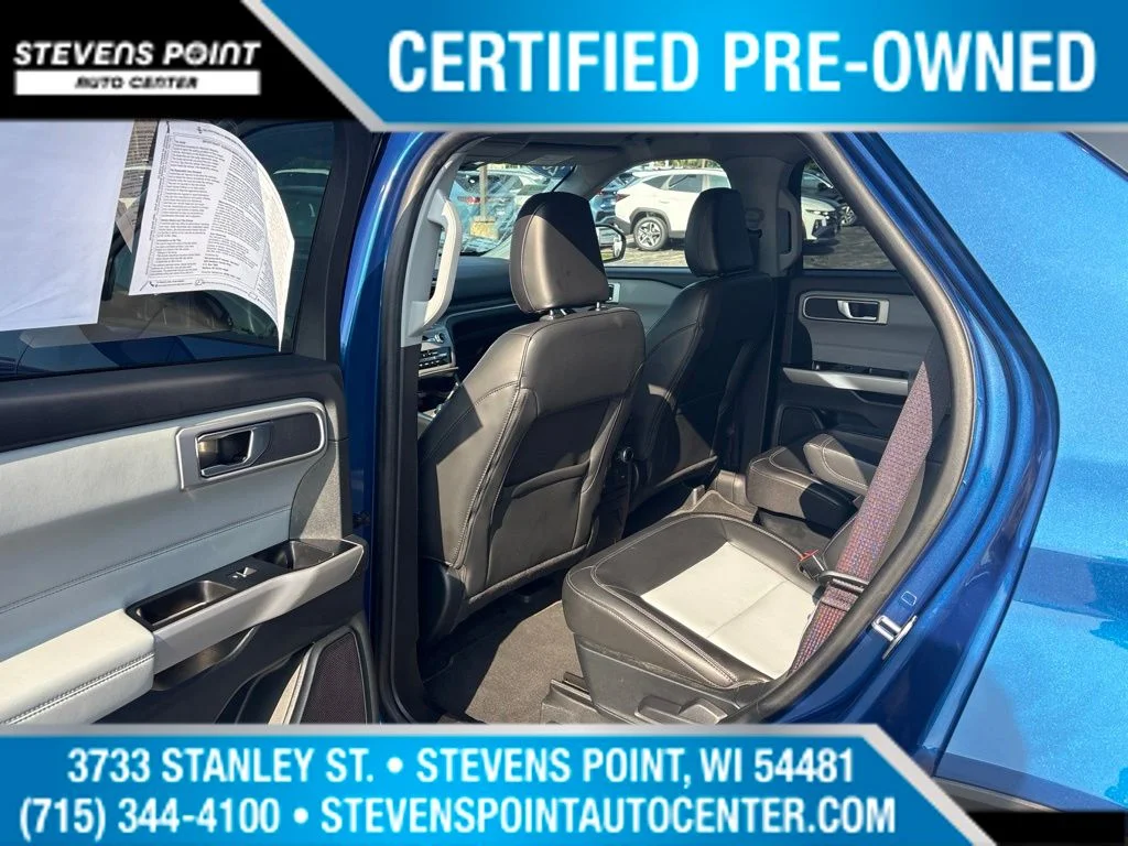 Used 2023 Atlas Blue Metallic Ford XLT image 24