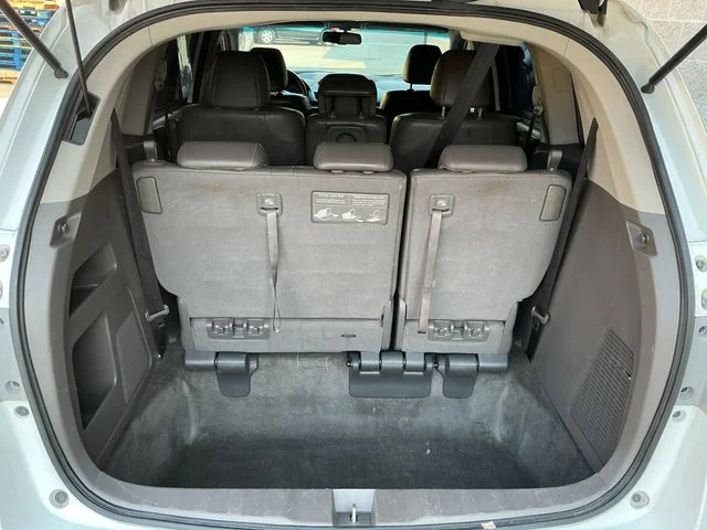 Used 2012 White Honda EX-L image 23