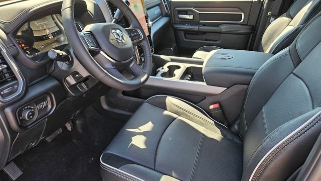 2025 RAM 3500 Laramie - Photo 9