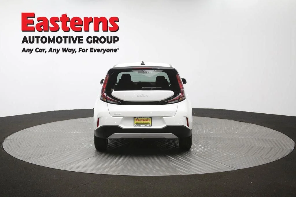 Used 2023 White Kia LX image 40