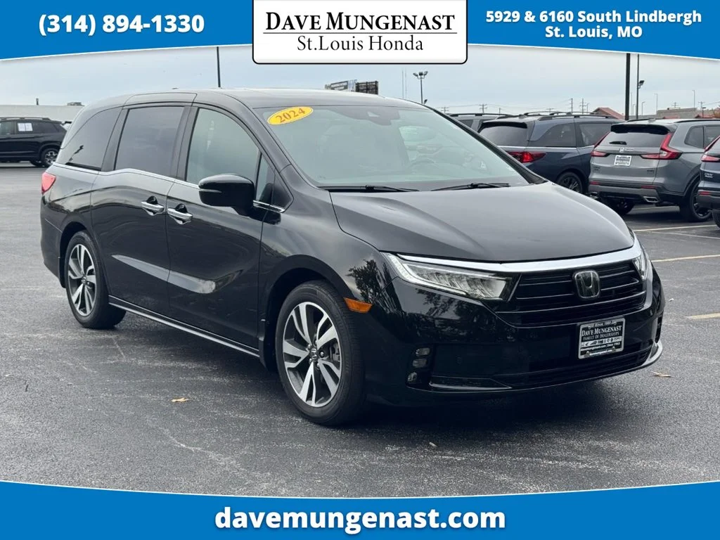 Used 2024 Black Honda Touring image 1