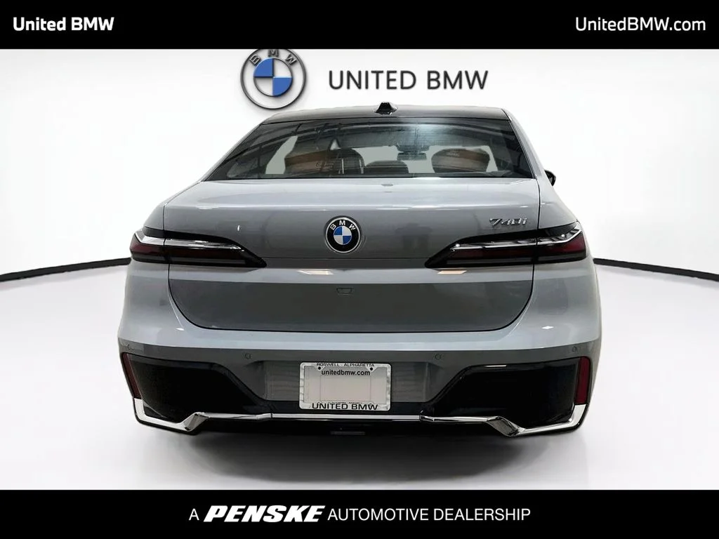 Certified Used 2026 Brooklyn Grey Metallic BMW 740i image 6