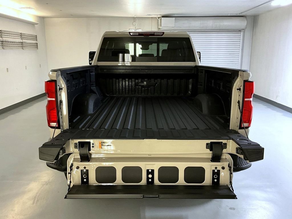 New 2026 White Sands Chevrolet ZR2 image 21