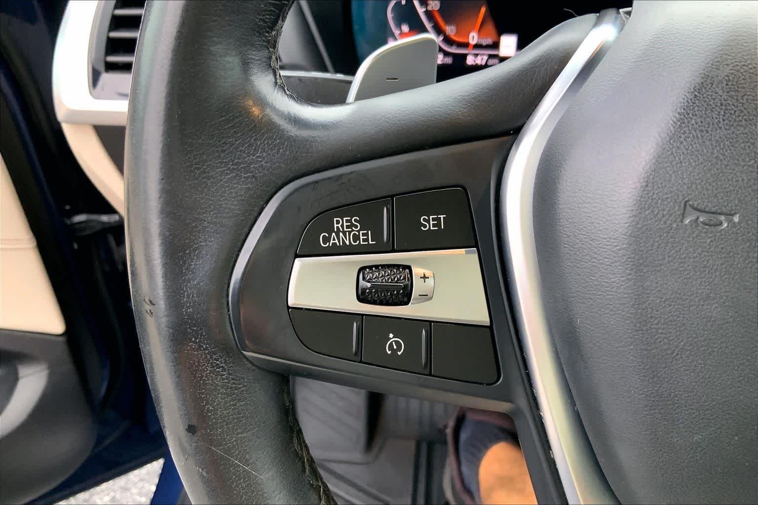 Used 2020 Phytonic Blue Metallic BMW sDrive30i image 23