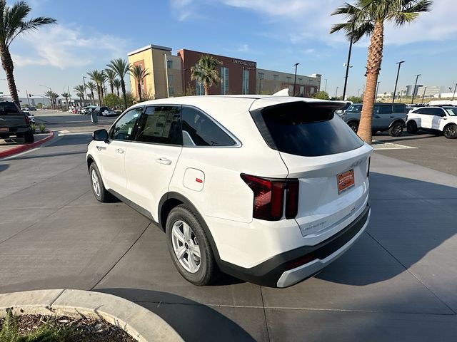 Used 2026 Glacial White Pearl Kia LX image 5