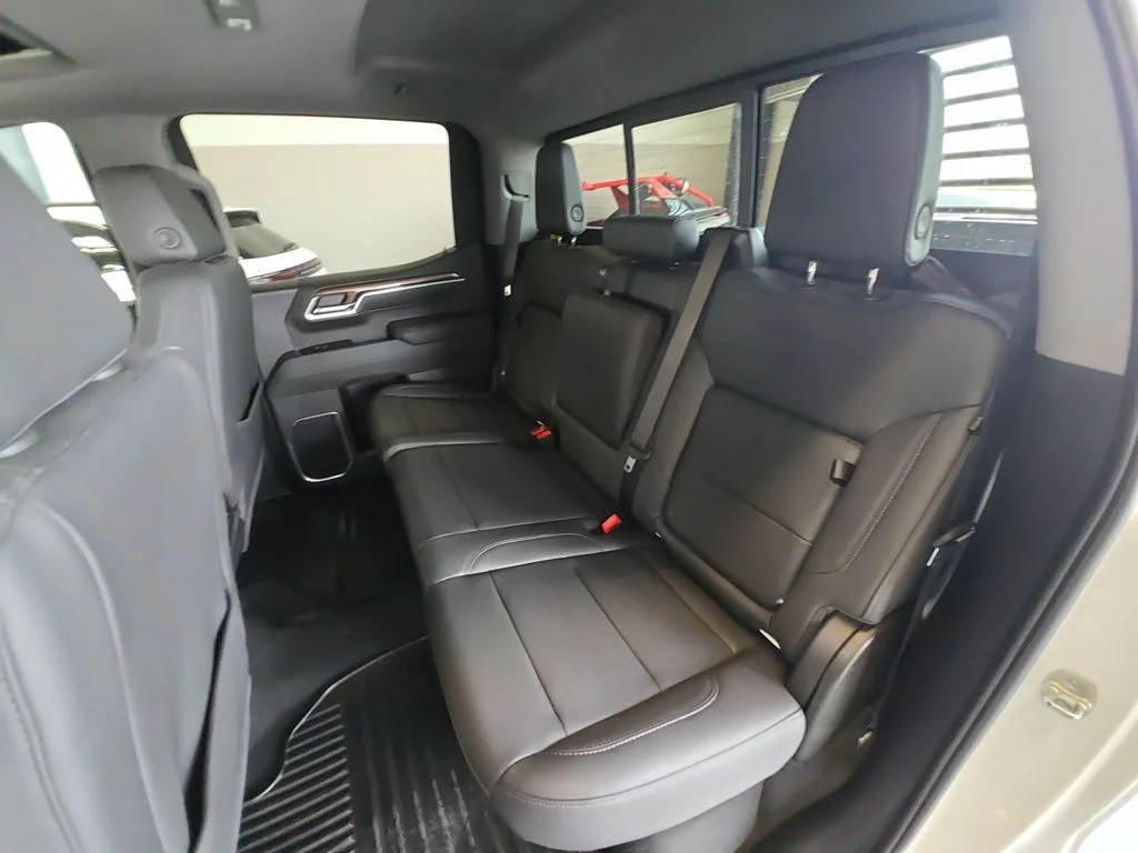 Used 2025 White Chevrolet RST image 22