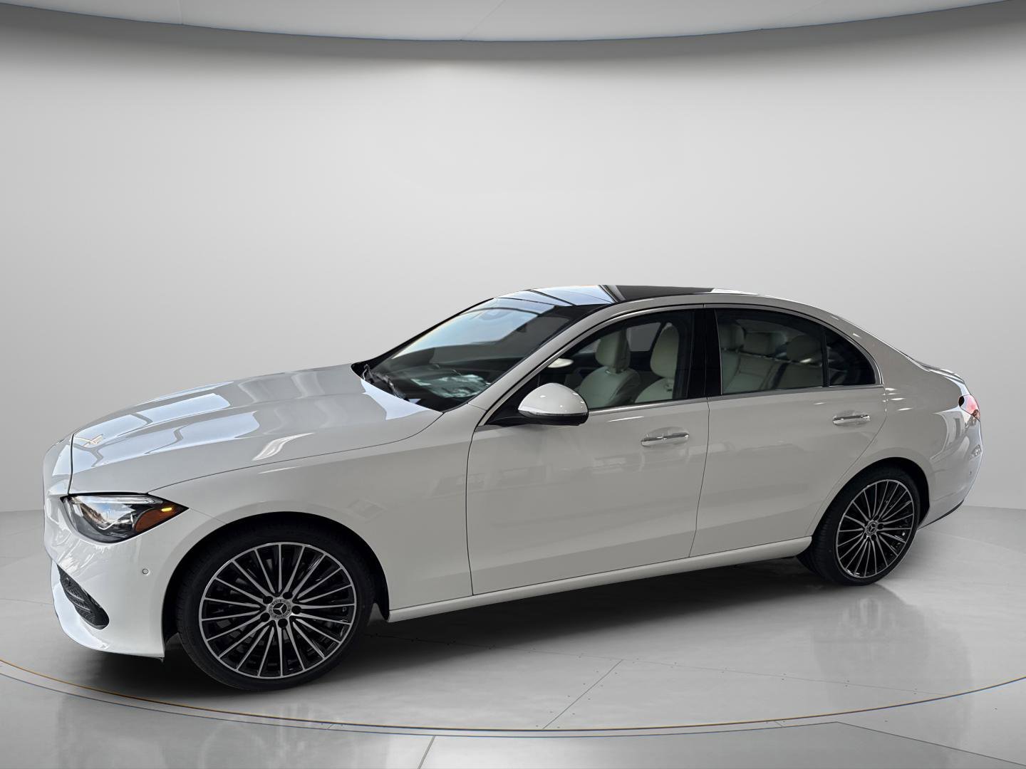 Certified Used 2026 Polar White Mercedes-Benz C 300 image 2