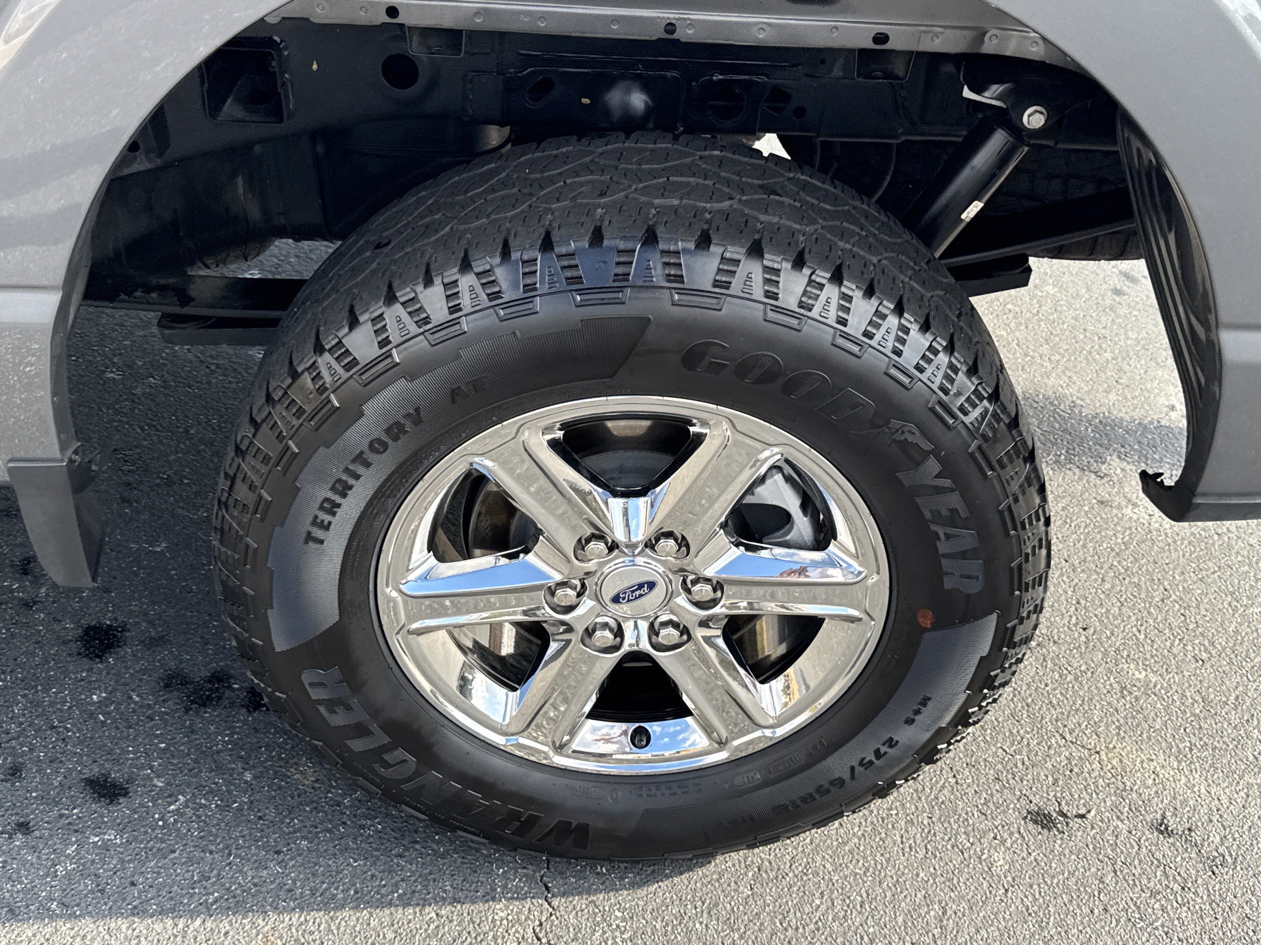 2025 Ford F-150 XLT - Photo 20