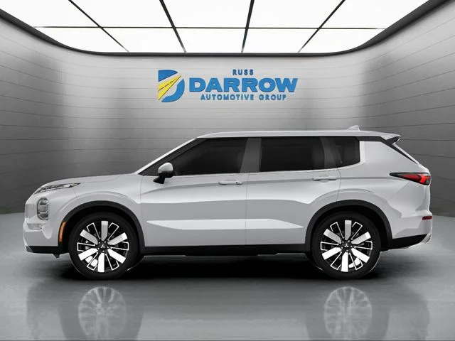 Used 2025 Silver Mitsubishi SEL image 2