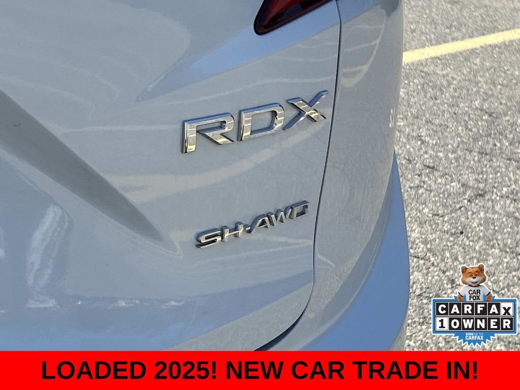 Used 2025  Acura Base image 13
