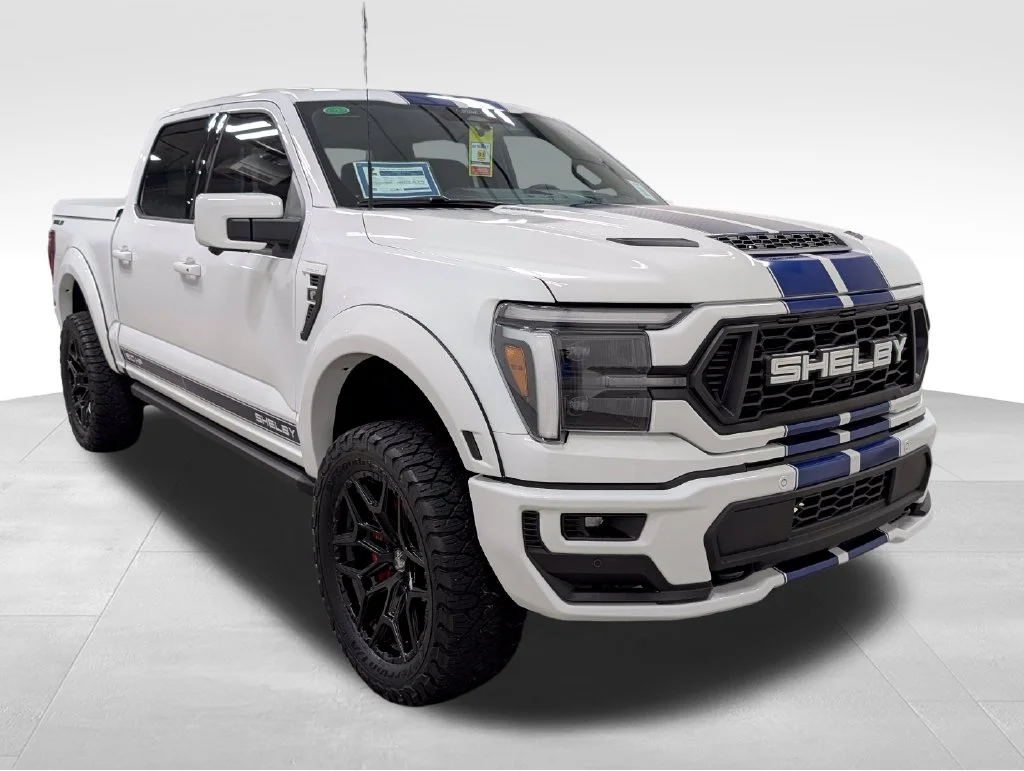 New 2026 Oxford White Ford Lariat® image 27