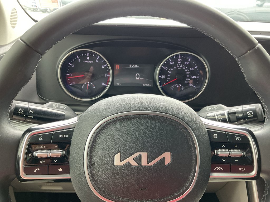 Used 2024 Flare Red Kia LX image 20