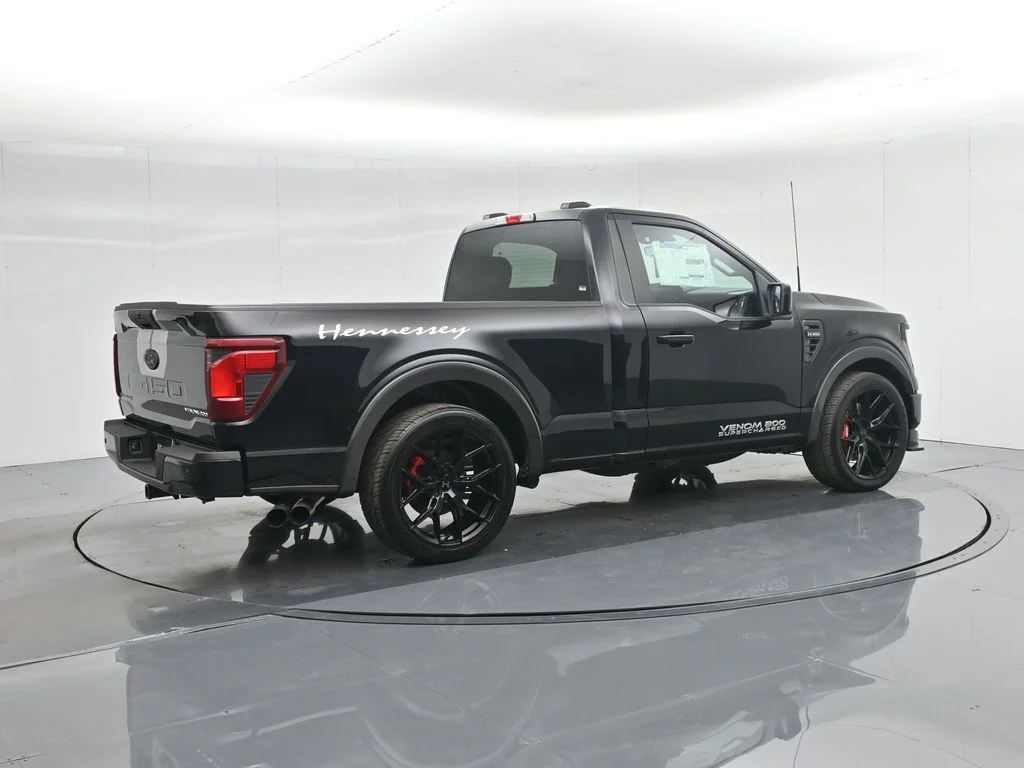 New 2025 Black Ford XL image 22