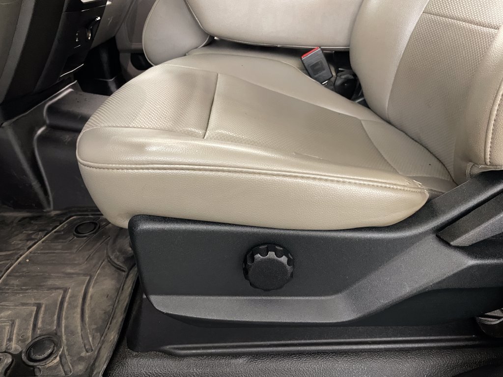 Used 2020 Gray Ford XL image 22