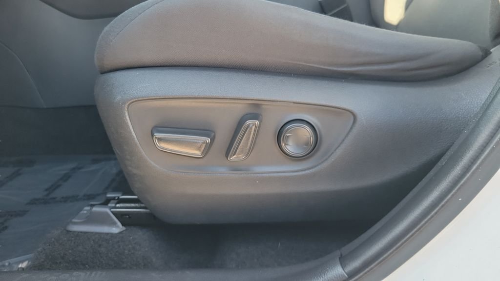 Used 2021 White Toyota XLE image 16
