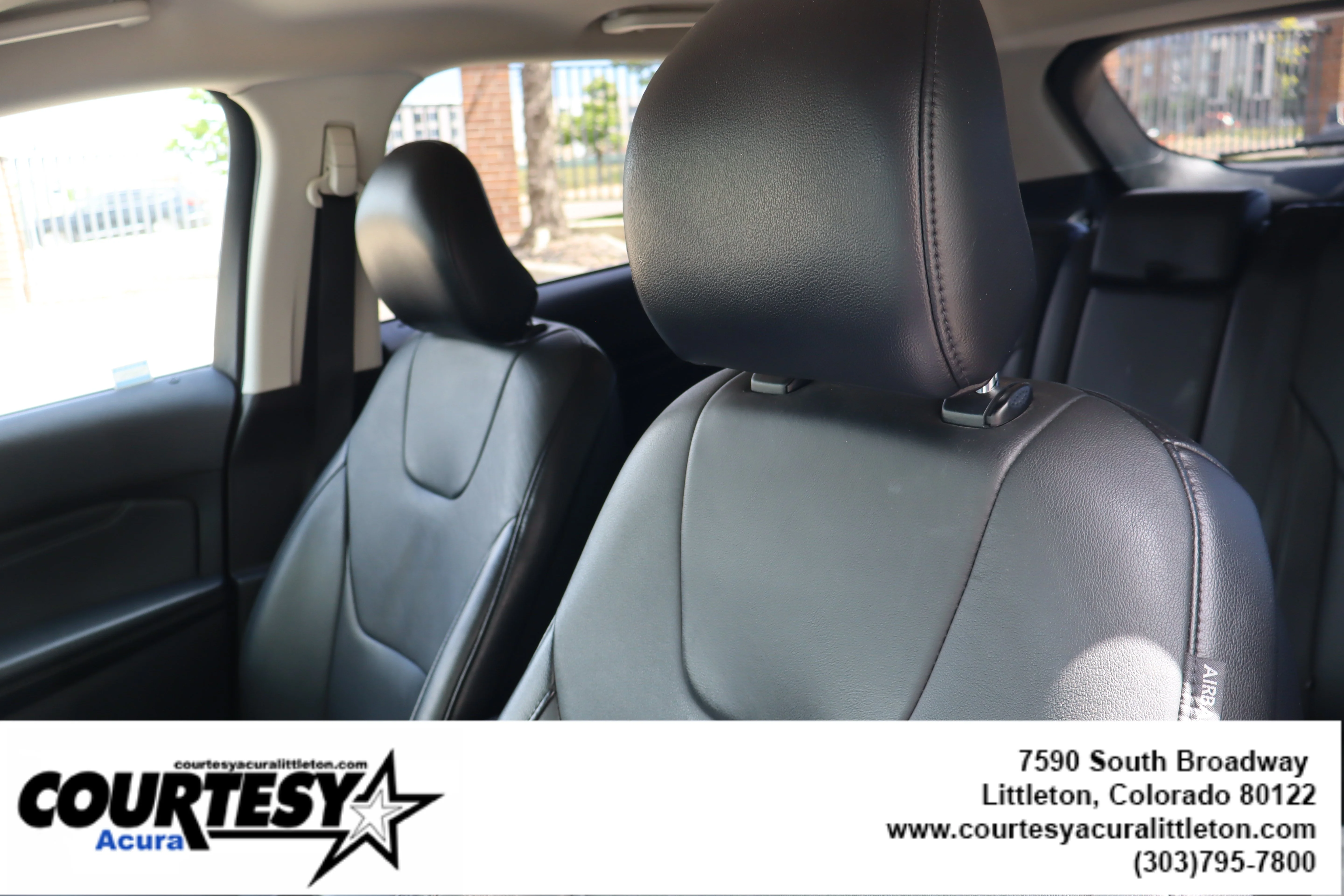 Used 2018 Silver Ford Titanium image 21