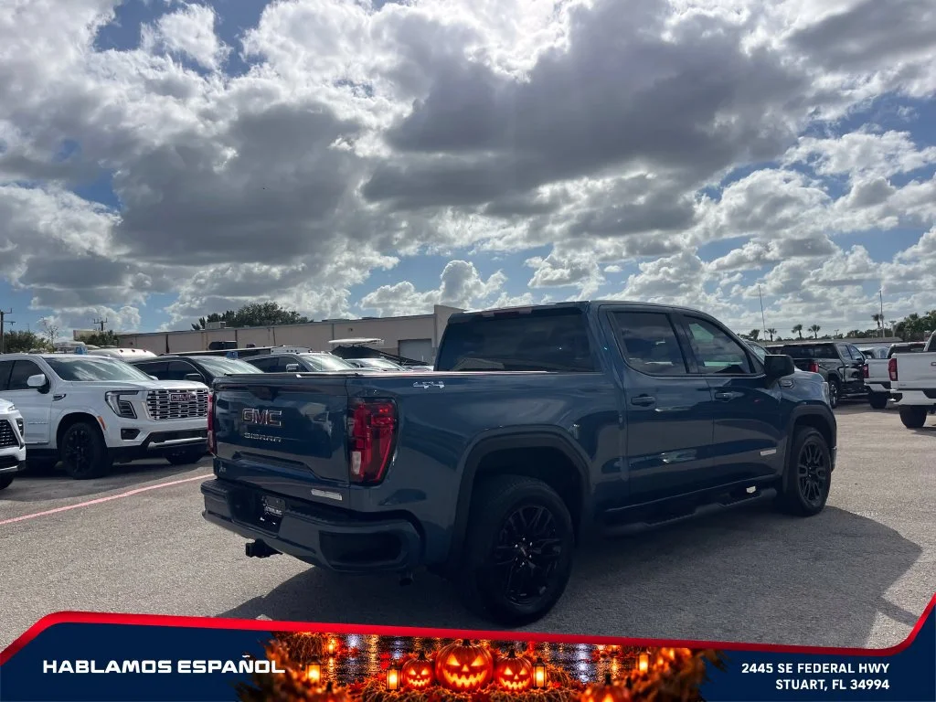 Used 2026 Downpour Metallic GMC Elevation image 7