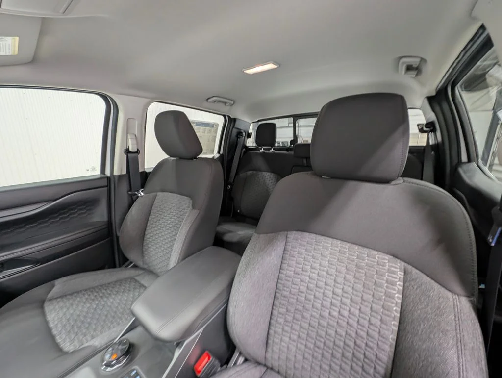 New 2026 Oxford White Ford XLT image 14